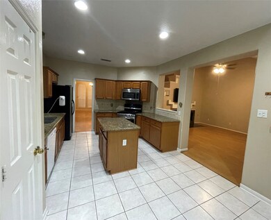 66 Trestletree Place, Spring, TX 77380 - photo 7