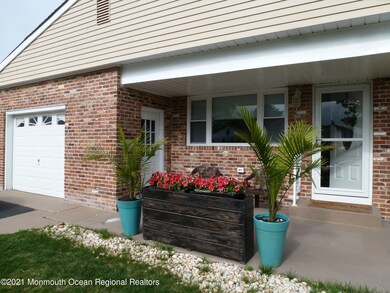 10 Carlsbad Dr, Toms River, NJ 08757 - photo 3