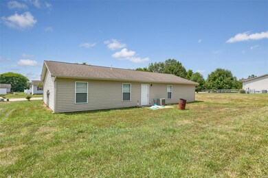 1673 Jenny Ct, Farmington, MO 63640 - photo 3
