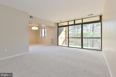 1667 Parkcrest Cir unit 200, Reston, VA 20190 - photo 4