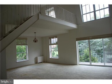 264 W Montgomery Ave unit 401, Ardmore, PA 19003 - photo 2