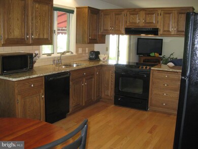 256 Orchard View Dr, Leola, PA 17540 - photo 3