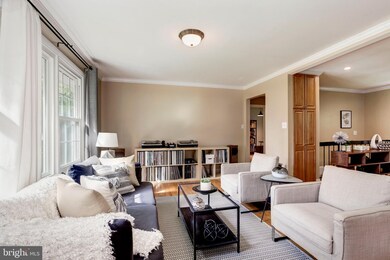 13124 Burlwood Dr, Rockville, MD 20853 - photo 5