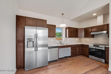 Kitchen 2 (unit A)