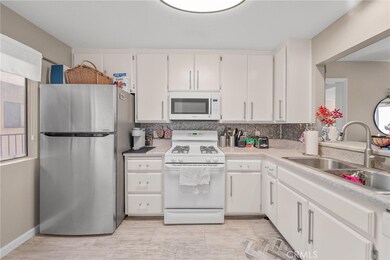 1140 Pacific Ave unit 10, Long Beach, CA 90813 - photo 5