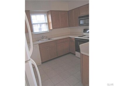 1963 Cabernet Place unit C, Easton, PA 18045 - photo 2