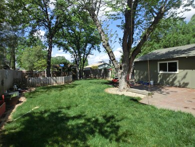2646 Rainbow Ln, Redding, CA 96002 - photo 6