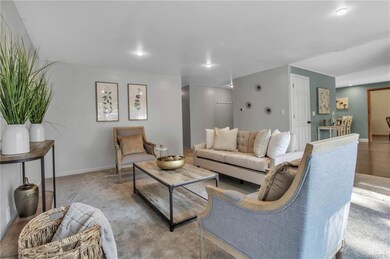 729 Meadowbrook Dr, North Tonawanda, NY 14120 - photo 5