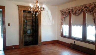 19 Mellen St, Chicopee, MA 01013 - photo 5