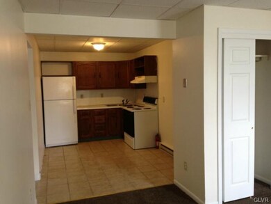 5324 5th St unit E, Whitehall, PA 18052 - photo 2