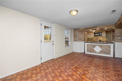 42567 Adelbert St, Elyria, OH 44035 - photo 5