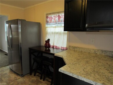 2808 Riverside Dr, Lorain, OH 44055 - photo 5