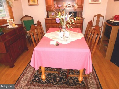 15 Walnut Rd, Wallingford, PA 19086 - photo 5