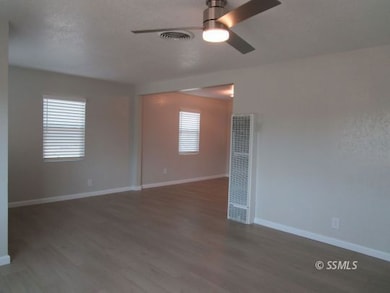 Living Room/Dining Room