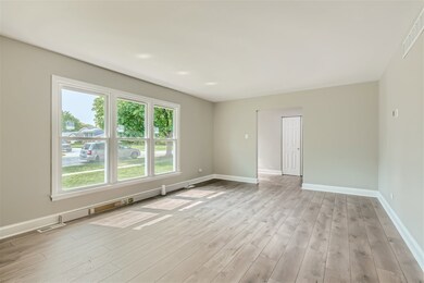 17543 Willow Ave, Country Club Hills, IL 60478 - photo 5