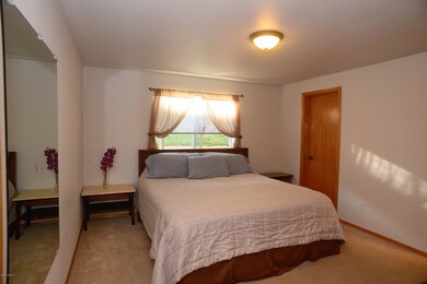 10 Large Master Suite