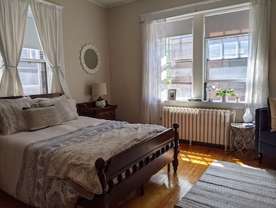 176 Winthrop Rd unit 5, Brookline, MA 02445 - photo 5