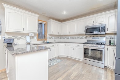 1401 NW Cedarwood Dr, Ankeny, IA 50023 - photo 6