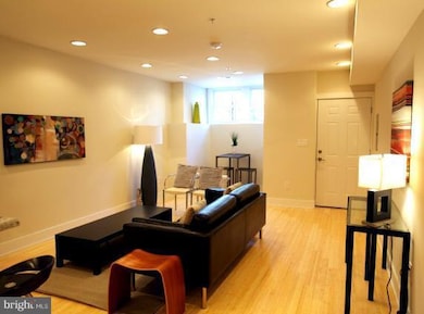 1215 11th St NW unit T-1, Washington, DC 20001 - photo 4
