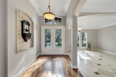 Large and Bright Foyer (8' x 13')