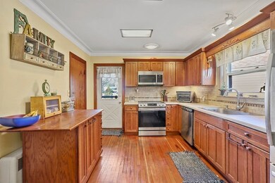 30 Wrentham Rd, Bellingham, MA 02019 - photo 6