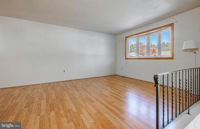 102 Hobart Dr, Clementon, NJ 08021 - photo 2