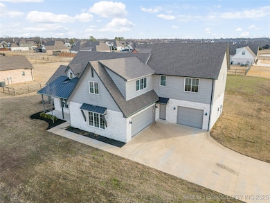 3 car garage, side entry