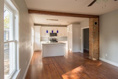 702 W Bridge St, Weatherford, TX 76086 - photo 6