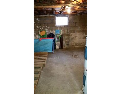 147 Nonotuck Ave unit 2, Chicopee, MA 01013 - photo 5