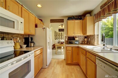 16403 Cascadian Ave SE, Yelm, WA 98597 - photo 7