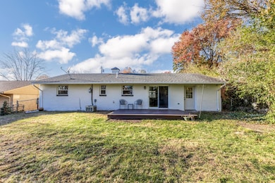 849 Castro Ln, Cincinnati, OH 45246 - photo 5