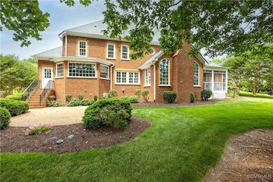 Even the back of the house looks great!
