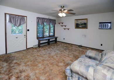 233 Majestic Dr, Chestnuthill Township, PA 18353 - photo 3