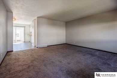 5136 S 125th Ct unit 25, Omaha, NE 68137 - photo 4