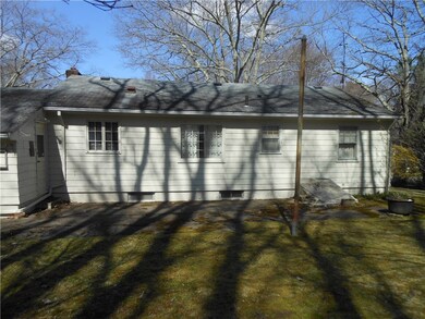 EXTERIOR REAR