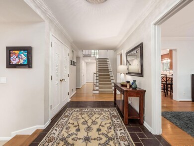 215 S Drexel Ave, Columbus, OH 43209 - photo 4