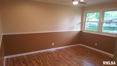 1671 W 49th St, Davenport, IA 52806 - photo 4