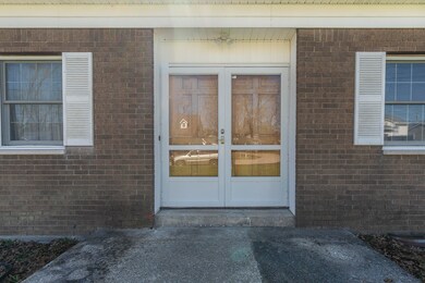 202 Wilson St, Berea, KY 40403 - photo 3