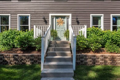 05-1605 Tammarron Ave SE-WindowStil