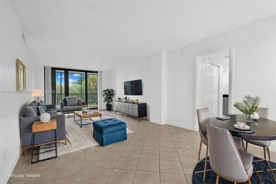 3401 N Country Club Dr unit 307, Miami, FL 33180 - photo 2