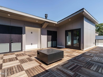 029-1280x960-rooftop-veranda