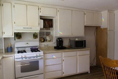 102 Oakridge Ln, McLoud, OK 74851 - photo 5