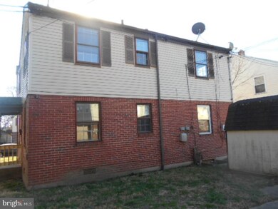 114 W Parkway Ave, Chester, PA 19013 - photo 4