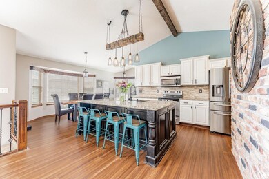 8101 W Havenhurst Cir, Wichita, KS 67205 - photo 4