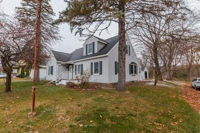 73 Cuthbert St, Schenectady, NY 12302 - photo 2