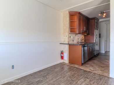 Dining Room/Kitchen