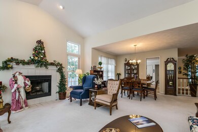 006-Living_Room-3514215-medium