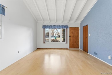 25118 Lehigh St, Dearborn Heights, MI 48125 - photo 5