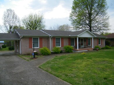 4013 Mcintire Dr, Columbia, TN 38401 - photo 2