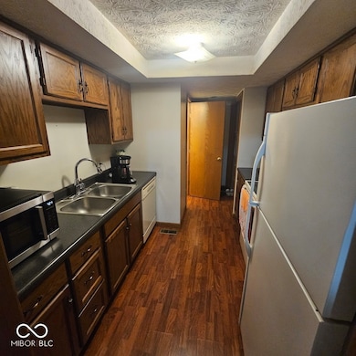 6249 Apache Dr, Indianapolis, IN 46254 - photo 6